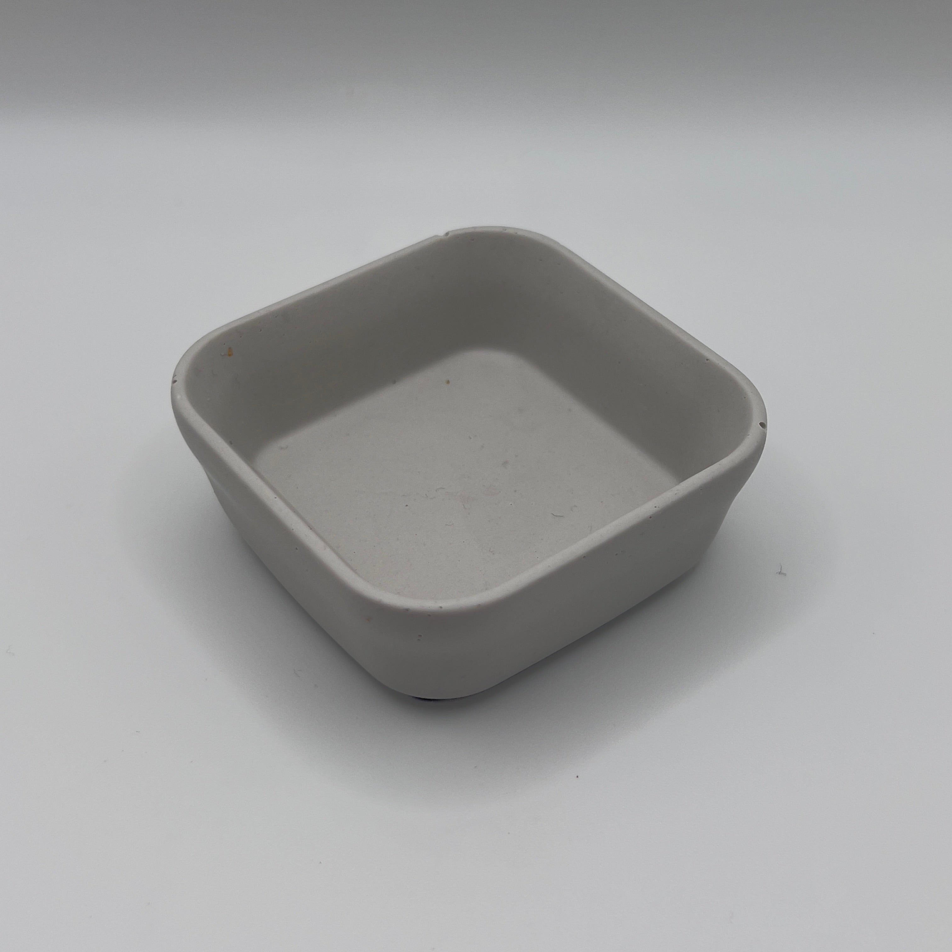 1oz Jesmonite Holder